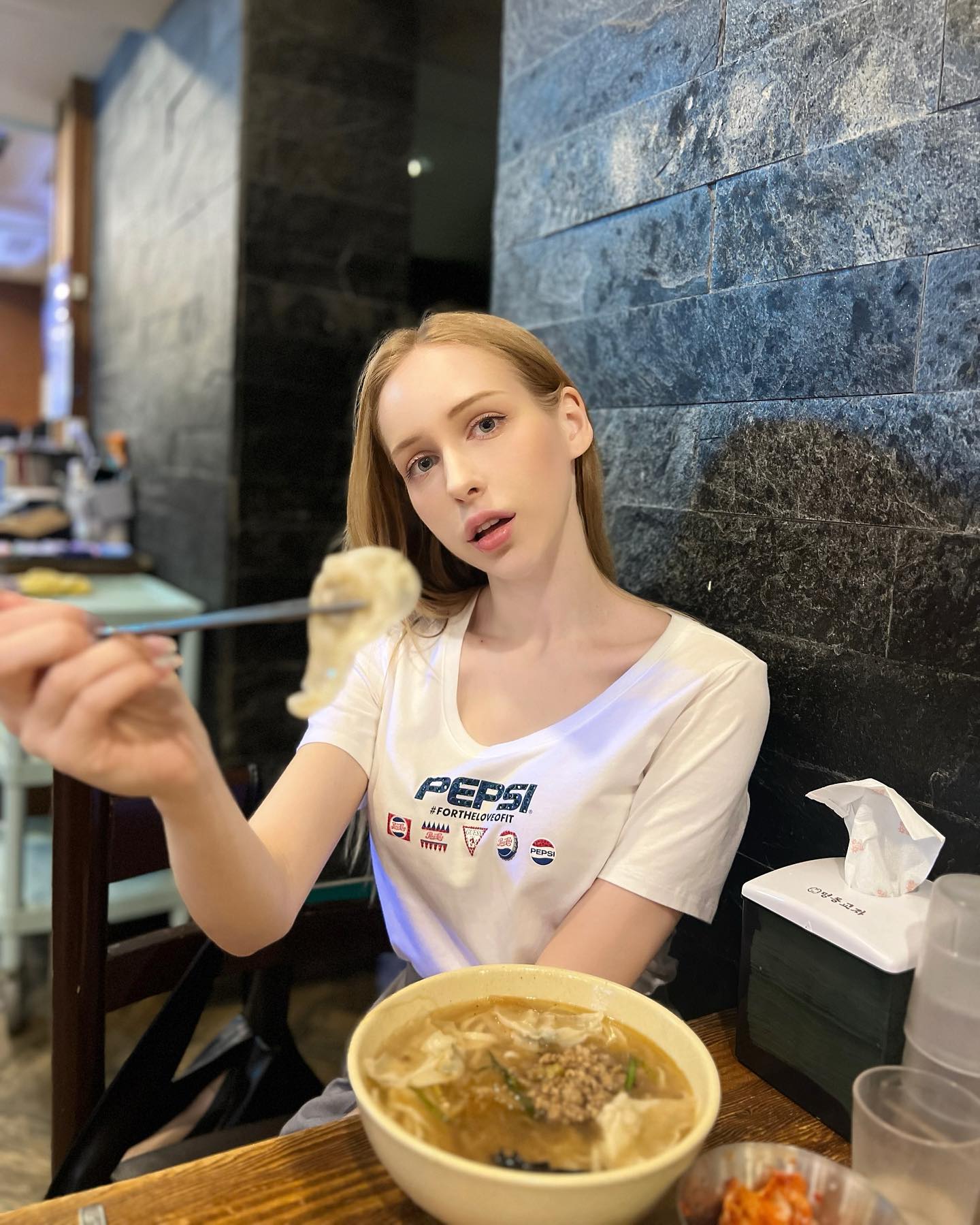 콩국수 예전에 별로 안 좋아하는데 나이 먹으면서 왜 그렇게 맛있지? 특히 김치랑 먹을때?