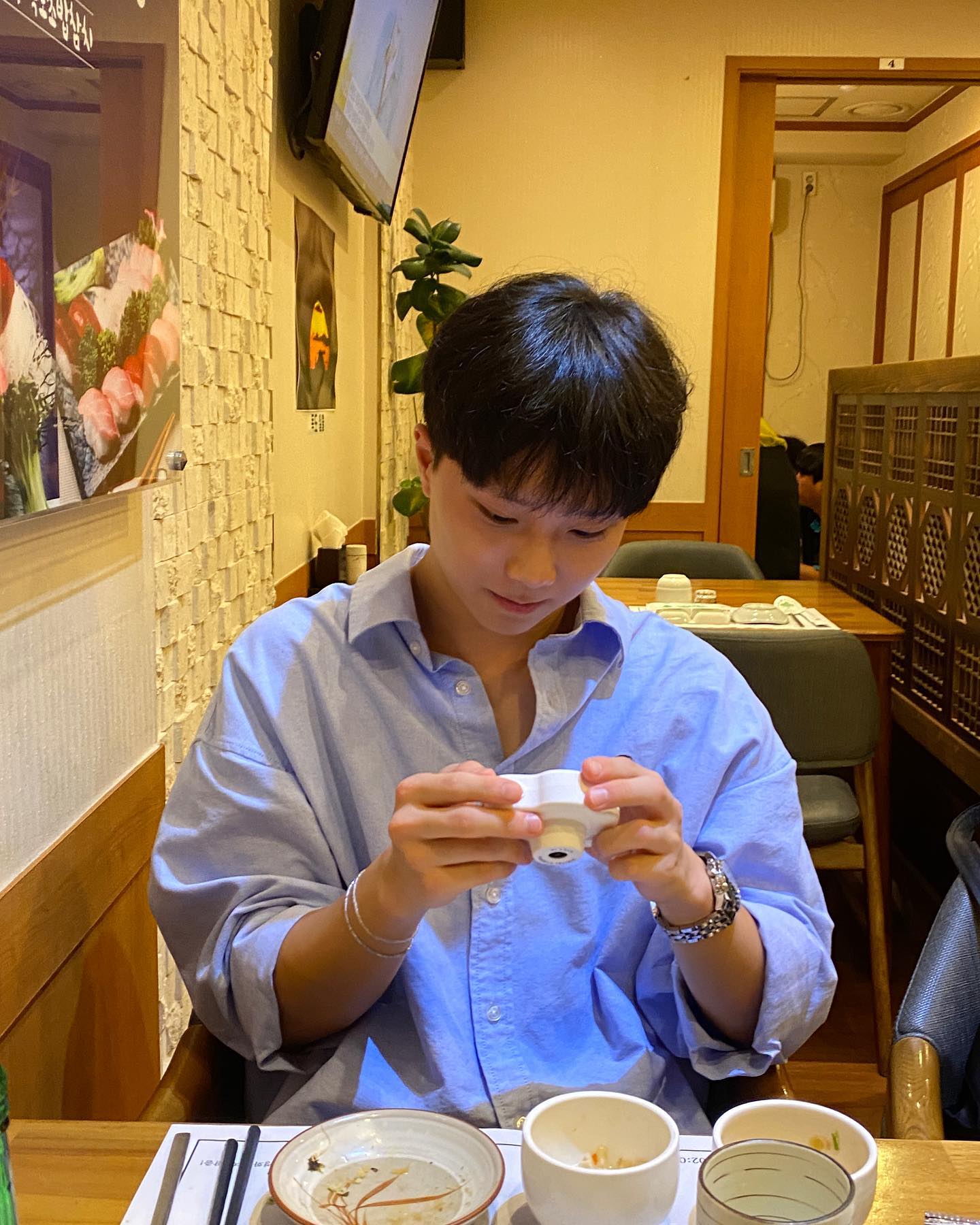 🍣🐟

#참치#참치회#초밥#대학생#04#남친짤