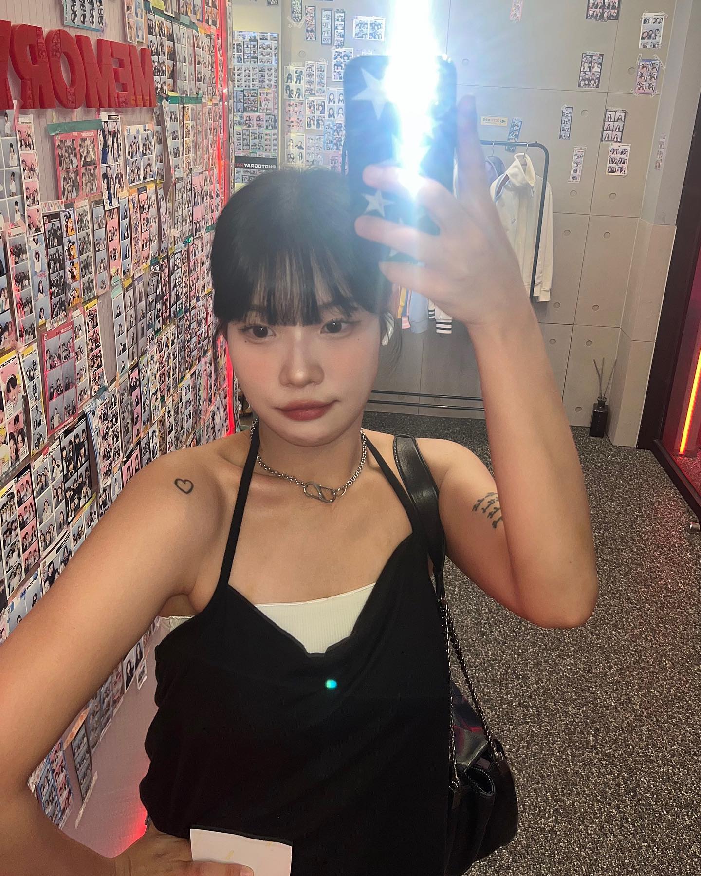 #photogray
-
-
-
-
-
#23 #01 #instagarm #selfie #셀스타그램 #일상 #daily #데일리룩 #dailylook #오오티디 #ootd #패션 #y2k #빈티지 #스트릿 #모던 #미니멀룩 #셀카 #좋아요 #팔로우 #팔로잉 #선팔맞팔 #맞팔환영 #좋반 #좋반환영 #l4l #f4f