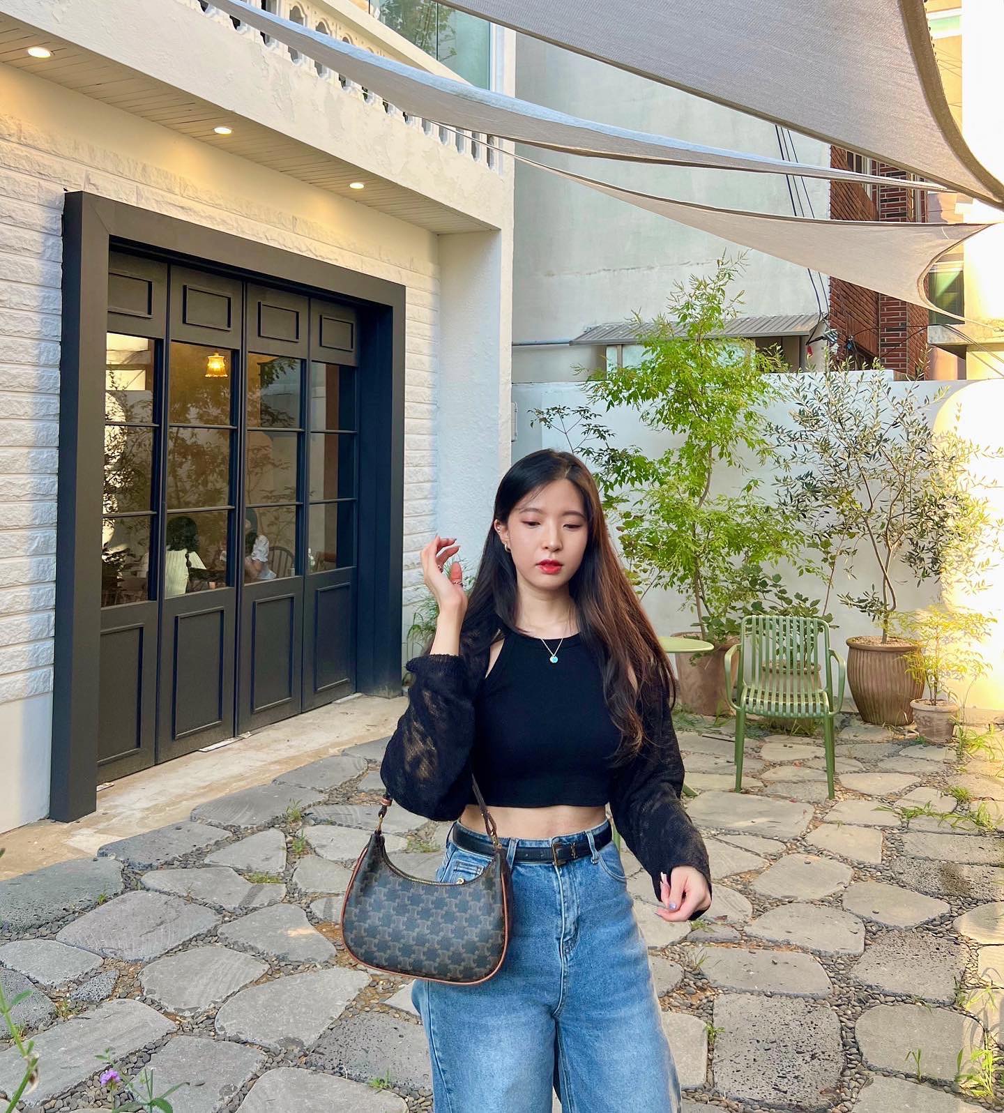 #seaotterspie #씨오터스파이
오랜만에 너무 만족스러웠던 카페나들이라 사진 꽉꽉 채움💚
피스타치오 빠순이 여기에 눕습니다
진짜 개마싯숨! 피스타치오 좋아하면 달려가세요
조만간 또 가야짓🏃‍♀️
(인스타 오류나서 다시 업로드,, 올만에 업뎃하는데 왜이러는거야)
