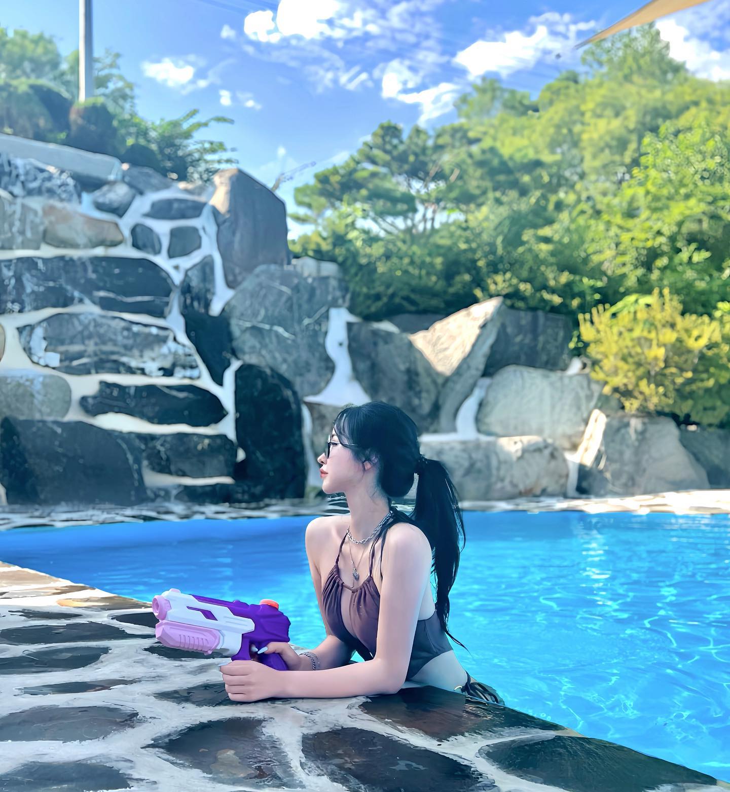 여름나기₊⁺⊹

　

#포니테일 #여름휴가 #풀빌라 #수영장 #비키니 #비키니추천 #모노키니 #글램핑장  #물개컷 #포천가볼만한곳 #포천 #포천여행