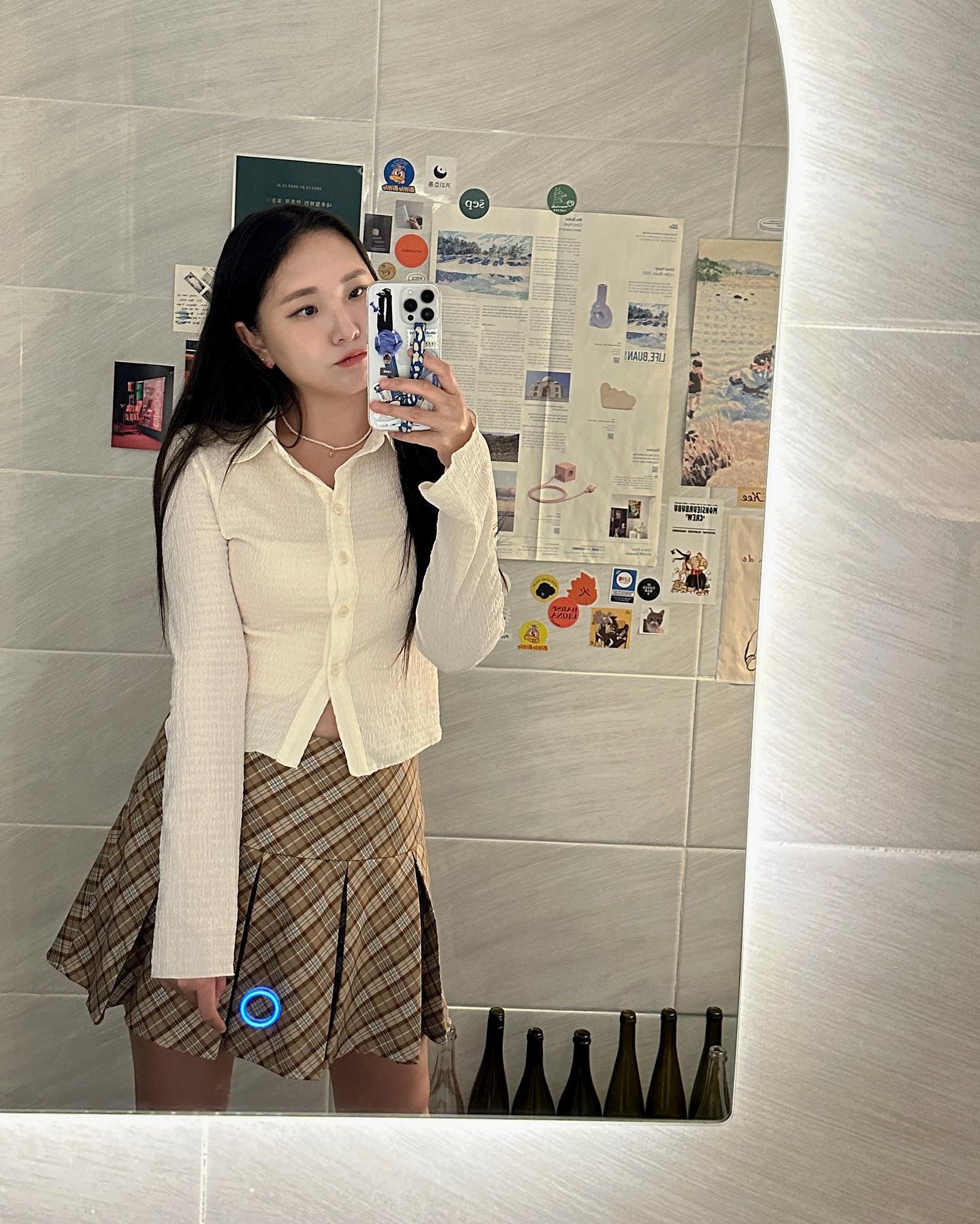 🙌주말 날씨가 환상이네요. 출사로 10년만에 안동 와서 찜닭먹으러 가고 있어요. 벌써 설렌다🥹💓
*사진과 내용은 아무런 관계가 없습니다👽

#주말스타그램 #주말일상 #직장인일상 #카페스타그램 #예쁜카페 #거울셀카 #날씨좋아 #기분좋아