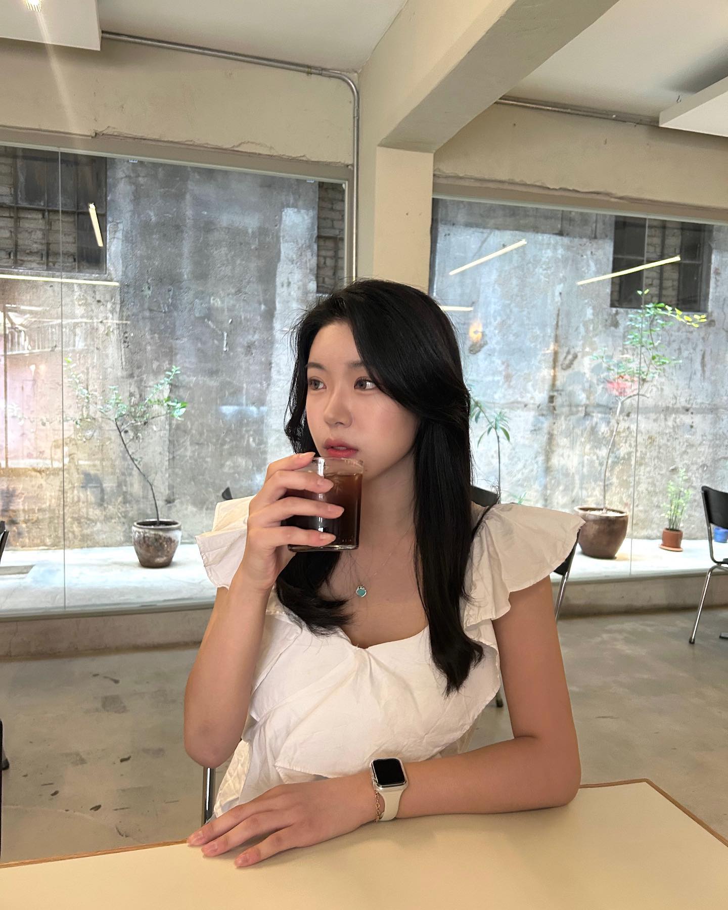 데일리〰️ 코리안‼️ 카페 전세 네써이〰️⁉️