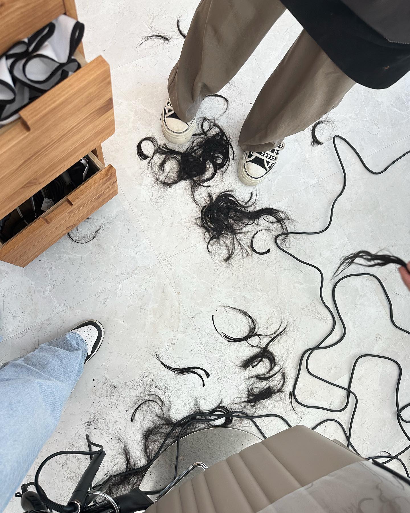 잃은건 머리랑 새끼발꼬락 얻은건 몸무게 ..