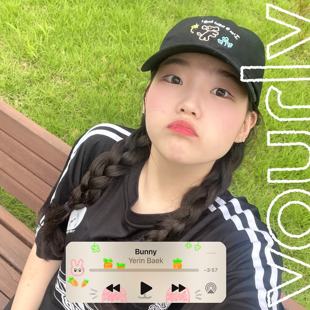 #제품협찬 official_yourly

악뮤 노래가 좋았던 적이 한두 버니🐰니
번버니🐰 찾게 되는 후라이의 꿈..🍳

𝐖𝐢𝐭𝐡.
🫧 유얼리 렌즈
🫧 1month | G.Dia : 13.0mm
🫧던라이트 베이지 브라운 | 섬세한 브라운 컬러와 베이지 컬러가 부드럽게 블렌딩된 하이라이트 투톤 브라운