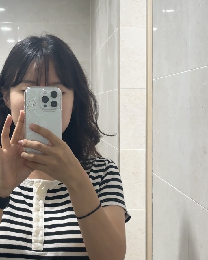 #협찬 
[스칼라]아이폰 오로라케이스를 써봤는데요🤭
빛에 따라서 오로라 모양이 다르게 나와서 너무 맘에 들었어요! 👍
투명케이스 인데도 튼튼하더라구요!👍

#협찬 #폰케이스추천 #패션폰케이스 #모바일어패럴브랜드 #힙스터추천템 #패션TIP #인플루언서케이스 #아이폰케이스 #갤럭시케이스 #투명케이스 #스칼라케이스 #거셀추천 #스칼라 #스칼라케이스 #오로라케이스