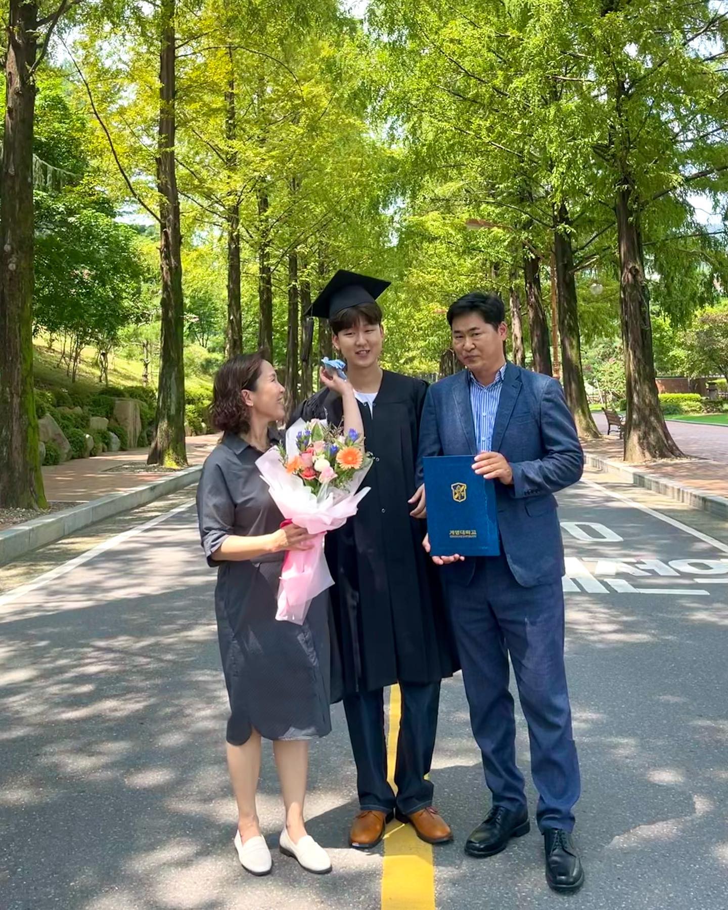 졸업🎓
다들 축하해 주셔서 감사합니다.