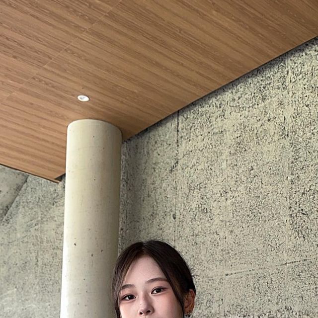 서민주 on Instagram: "#광고 #롸잇히어 #right_here #쇼핑몰추천 #여자코디 #패션 #여름코디 #코디추천"