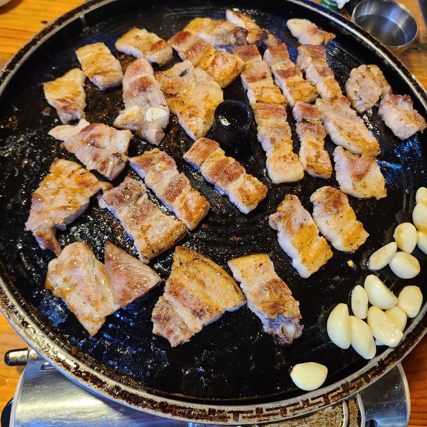 .
1차 야장 삼겹살
2차 야장 포장마차
⠀
야장야장의 계절
맛 보다는 갬성으로 방문
삼겹살
냉면
순두부찌개
참소라
클리어
⠀
⠀
⠀
#쌍문맛집 #쌍문역맛집 #통나무집
#창동맛집 #창동역맛집 #창동포차
#삼겹살 #포차 #야장