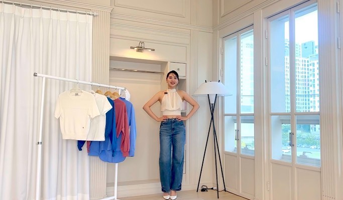 이날 예쁜 스튜디오 따뜻한 사장님의 마음 그리고 하나뿐인 내 칭구가 도와준 덕분에 더 더 잘나온듯하다 〰️

이번년도 만나는 분들 다 좋아서 기운이 너무 좋은 해 ꪔ̤̫ ᙏ̤̫͚ 

여기 스튜디오 꼭 가보세요
연예인분들부터 인플루언서분들까지 많이 다녀가신곳 ♥️✨
사장님의 센스와 배려가 넘치는곳 !

#프리제아눅 #프리제아눅스튜디오 #스튜디오추천