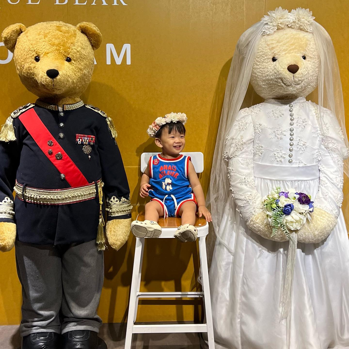 군산 살지만 테디베어 뮤지엄은 처음이야🐻

곰인형 만져보며 하나만 고르자! 고르는걸로 사줄게 하니 
제일 큰 곰인형 골라서 못본눈하고 나옴...하핳ㅎ 

다음에 또 가자 사랑둥이야😊💕

*계단이 많아서...유모차 불가+체력튼튼 아빠 필수..
