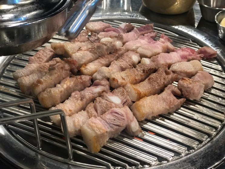 신림 고기집 찾나요? 신림 삼겹살? 연탄아재에서 먹어요~