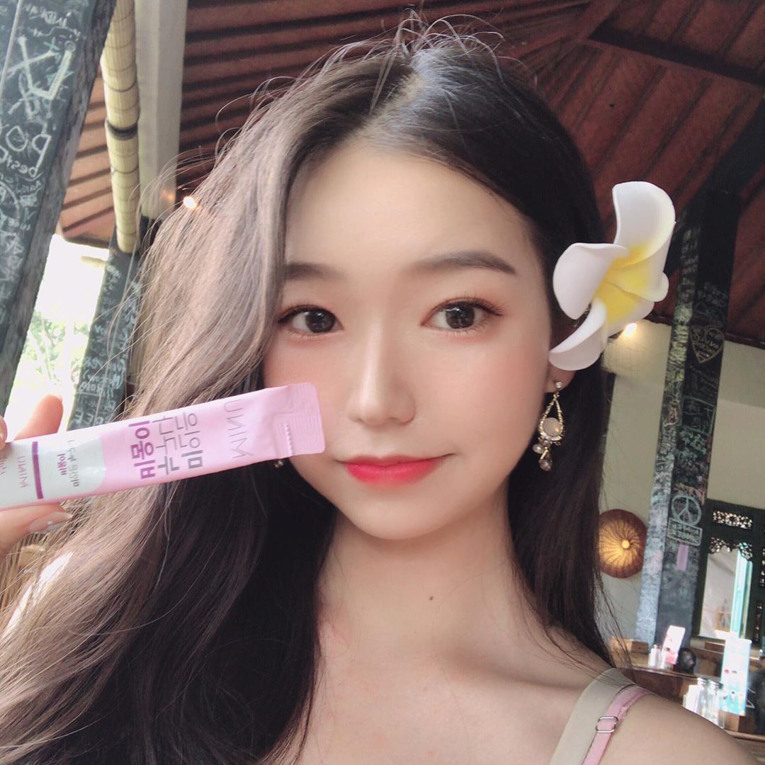 보 람 on Instagram: “해외여행필수템 선미 비움이😝 미누 비움이는 달콤한 잼맛에 저처럼 물이나 우유에 타드시면 맛도 향도 안느껴져서 호불호없이 드실 수 있어용♡ 다이어트하실때 고민많은 분들도 추천!! . . . . . . . #선미 #비움이 #미누 #미누비움이 #푸룬…”