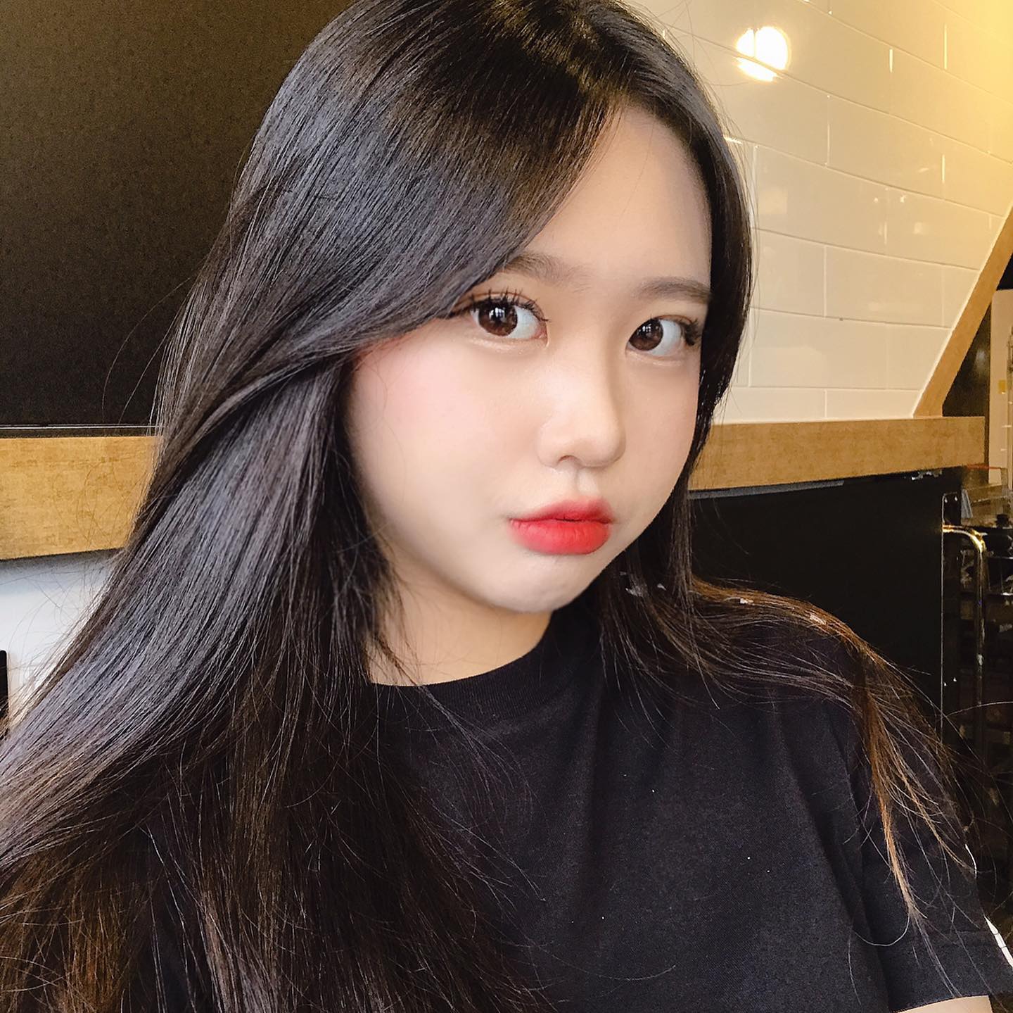 ㅋ ..... 하 속눈썹