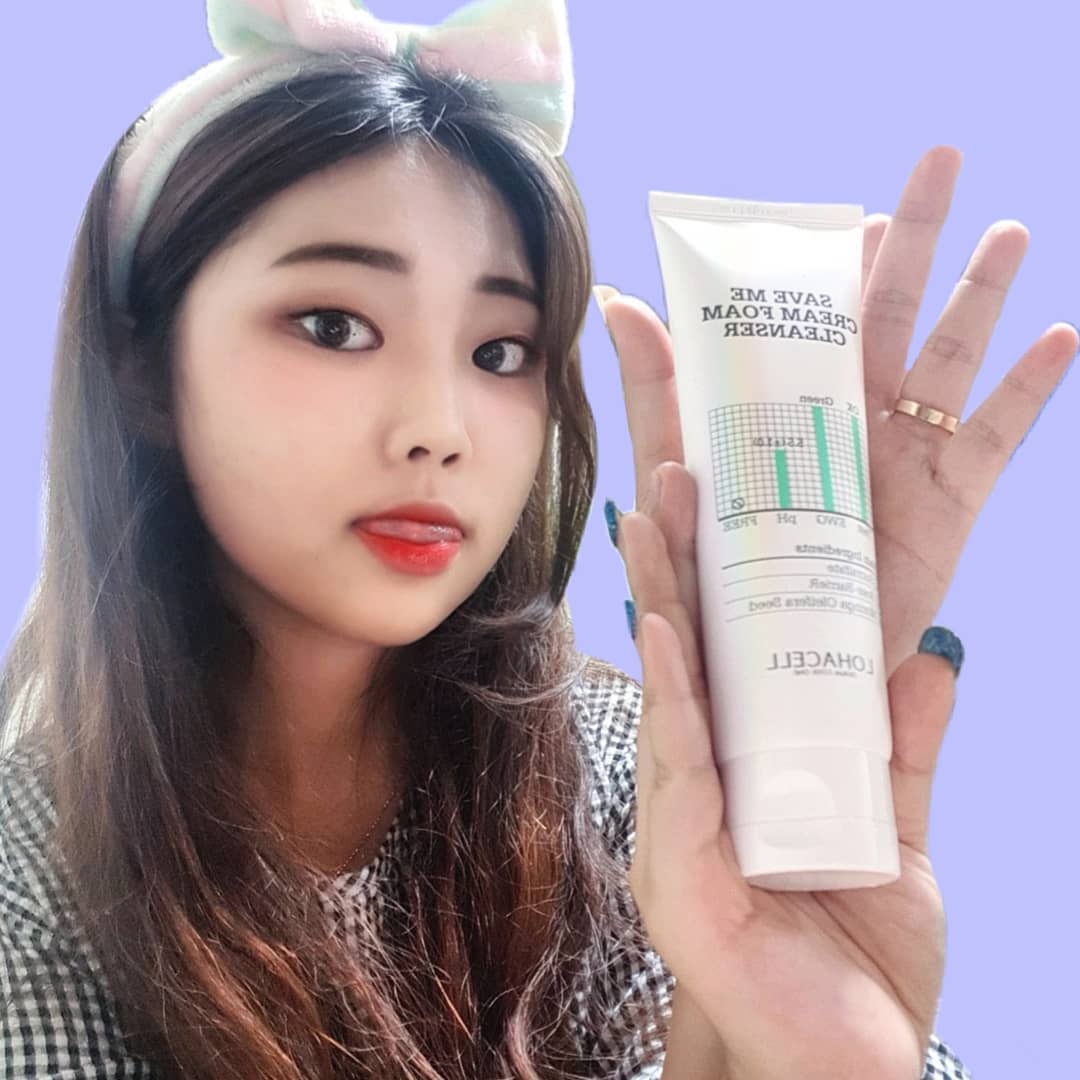 안하민 on Instagram: “로하셀 세이브 미 크림 폼 클렌저 🎀 ㄹㅇ 꾸준히 사용하고 올리는 후기 항상 세안후 피부 당김이 있었는데 이 제품은 그런 거 전혀 없었음 거품 겁나 쫀쫀하고🧖‍♀️ 민감한 내 피부에도 잘 맞았음 믿고 구매 GOGO🏃‍♀️❤ ㆍ ㆍ ㆍ #로하셀…”