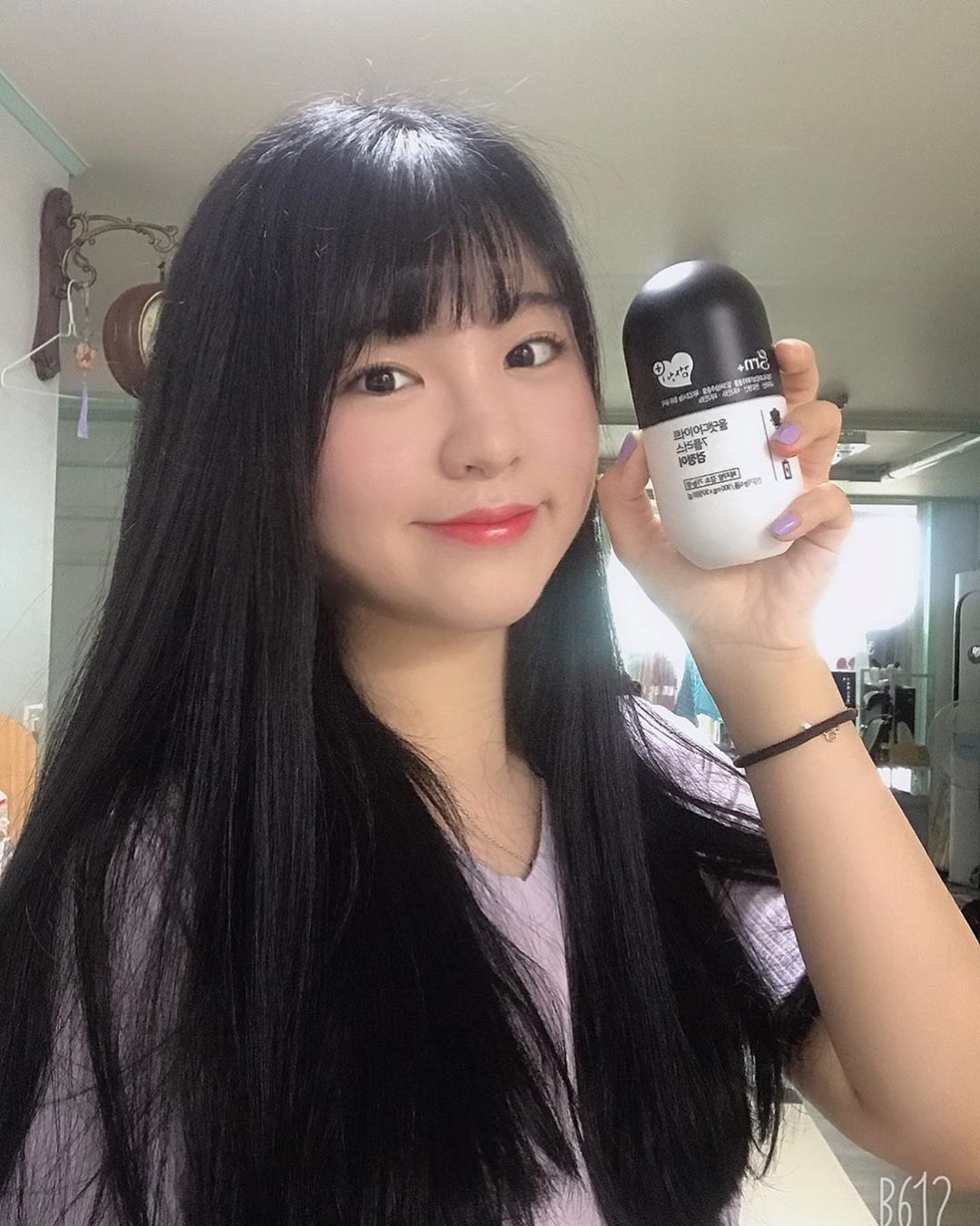 김은채 on Instagram: “⚫GRN 검정이⚫ GRN에 분홍이 초록이 유명했는데 검정이는 아예 남성전용으로 나왔어요•̀ᴗ•̀ 간건강에 좋은 밀크씨슬, 지구력증진에 도움이되는 옥타코사놀, 비타민B3등 남성활력에 좋은것들이 들어있다고해요! 활기찬 하루를 원하신다면 다들 한번…”