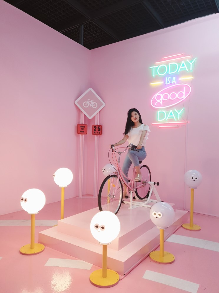 해피인사이드 후기 : 8월 전시회 추천 : 해피인사이드 : 용산전쟁기념관 전시회 : 8월 서울 전시회 : 실내데이트