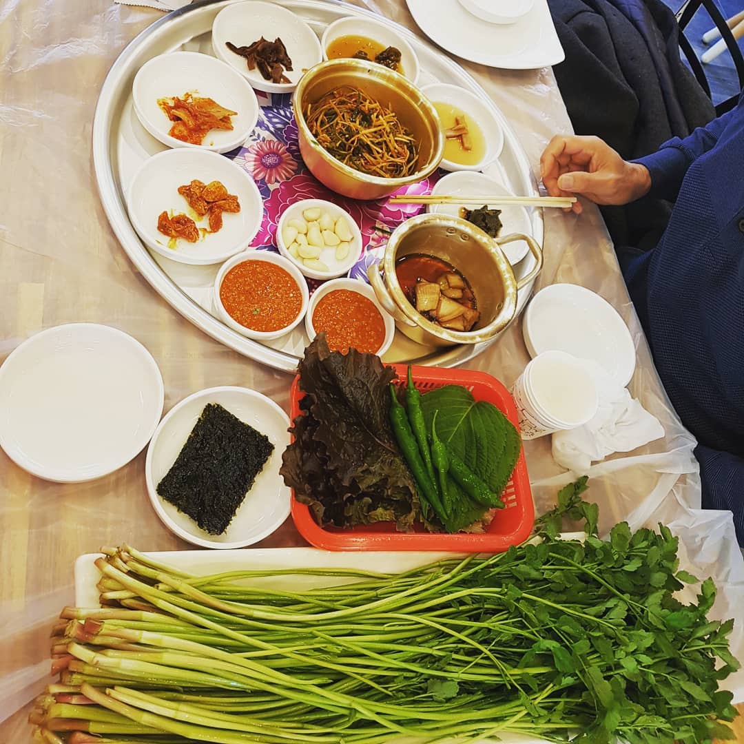 한재미나리 제대로 즐기는 방법
.
.
#청도맛집 #미나리삼겹살 #총각미나리 #청도펜션 #총각미나리가든 #청도미나리