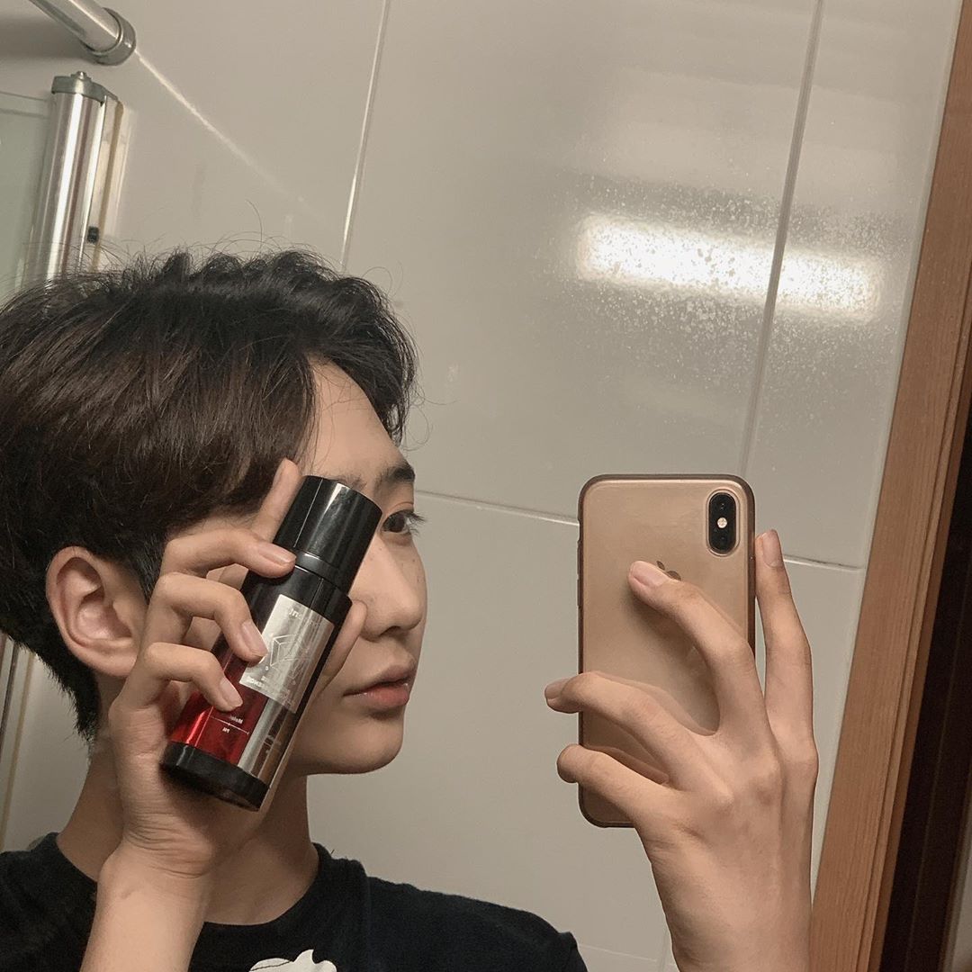 최재혁 on Instagram: “#협찬 @forment_korea [시그니처 올인원 에센스] - 2020 남성 올인원 에센스 부문 1위 수상, 포맨트 시그니처 올인원 에센스는 낮과 밤 남자의 피부를 하루종일 책임져