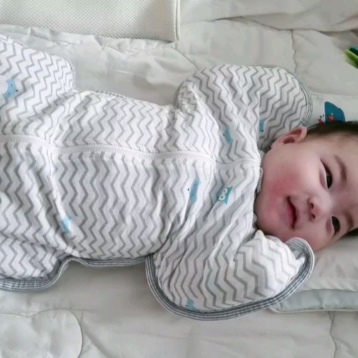 통잠 안자는 우리아가에게 필수품!!
스칸디맘 스와들슈트💕

아가들이 가장 편안해하는 
나비잠자세를 만들어주며 
엄마손가슴밴드로
모로반사까지 예방해주니 
수면의 질도 높이고
우리아가 6시간까지 꿀잠잔다~~~😃

왜 이제 만났을까  스와들슈트 😭
아기통잠속싸개 스와들슈트입히고
오늘도 무사히 엄빠 잠좀잘께요 😍

#신생아속싸개 #통잠속싸개 #엄마손속싸개 #아기속싸개 #스칸디맘 #스와들슈트 #아기통잠템 #협찬