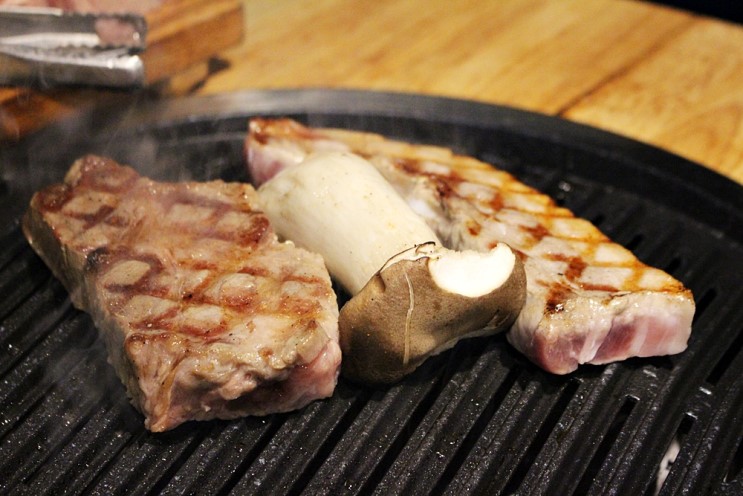 신정네거리역 맛집 고기요리왕 이베리코 목살 최고!