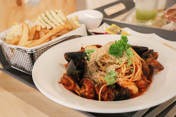 동두천 베이커리카페 소요산탑제빵공장 찜질방이 빵카페로 바꼈다..!