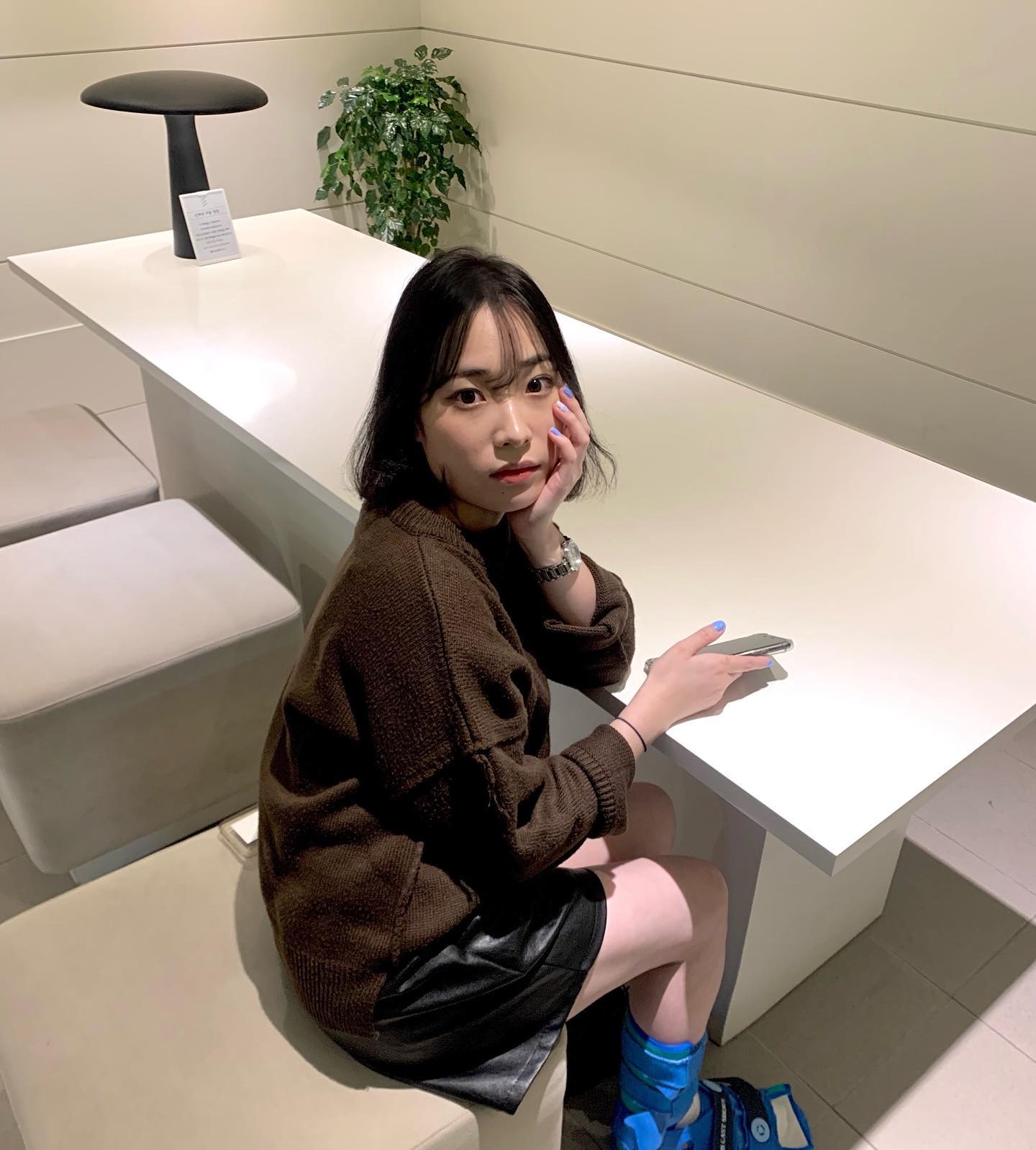 🍂 갈색에 빠져가는중 🧶
(늙어가는중 ,,)