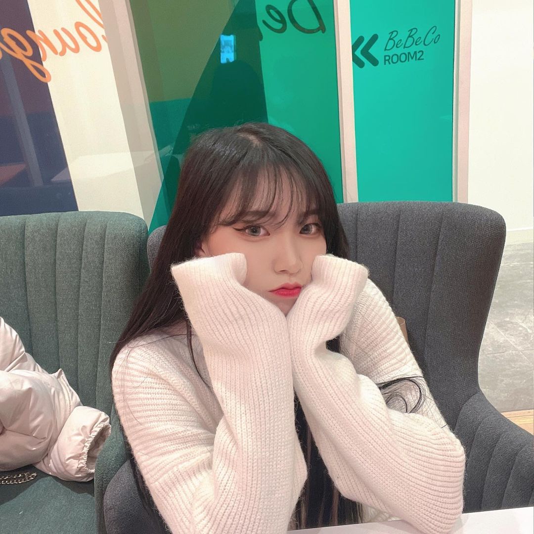 쎄리(21) on Instagram: “#협찬 🤍메디큐브 소이 프로틴 노워시 트리트먼트🤍 ⭐️!!세상에서 가장 쉬운 극손상모 케어!!⭐️ 1️⃣ 씻어낼 필요 없는 간편한 트리트먼트 2️⃣ 화학적 성