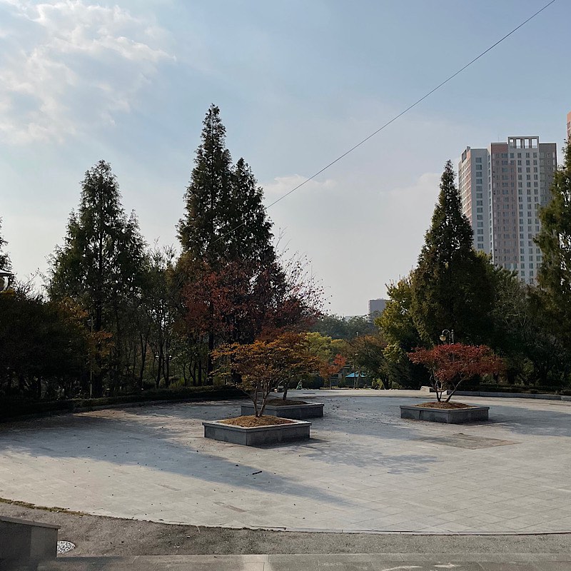 어제 오늘 너무 바빠서 인스타 못왔어요..
울님들 수요팅 잘 하셨나요!!!? 전 너무 힘들었어요ㅠㅠ
좋반은 이따가 갈게요❤️
.
.
.
.
#직장인스타그램 #직장인 #출근 #퇴근 #바쁨
