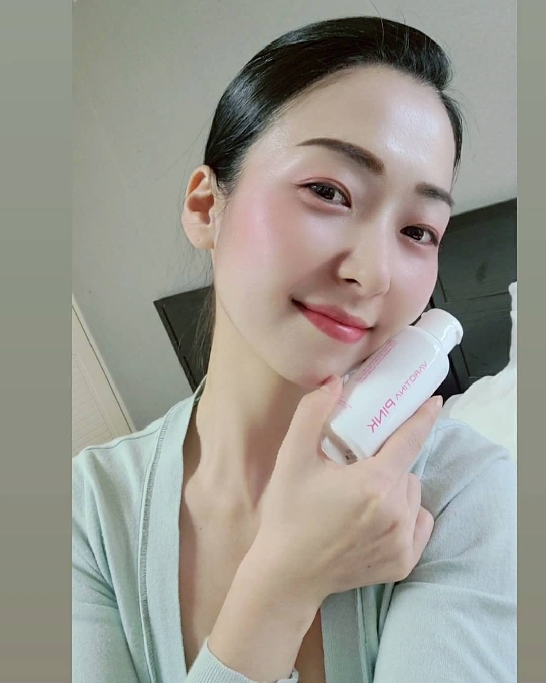 I ❤JEJU’s Instagram profile post: “바로티나 줄기세포 미백 앰플 기능성 화이트닝 앰플 #바로티나 #핑크앰플 #바로티나핑크 #앰플줄기세포 #미백앰플 #화이트닝앰플 #수분앰플 #협찬 10無 ✔파라