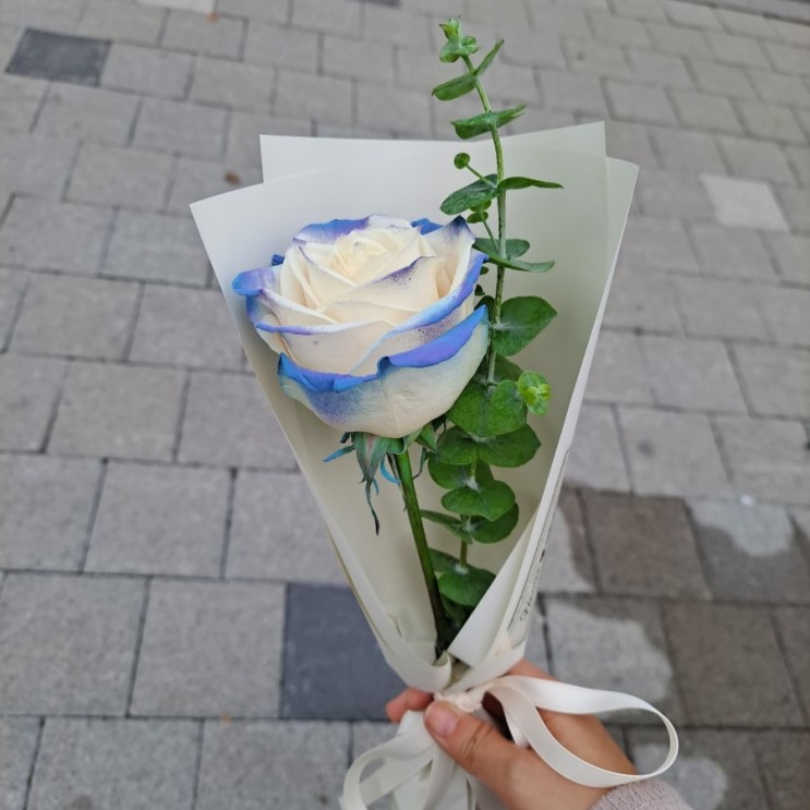 명일역4번출구 위드힐플라워