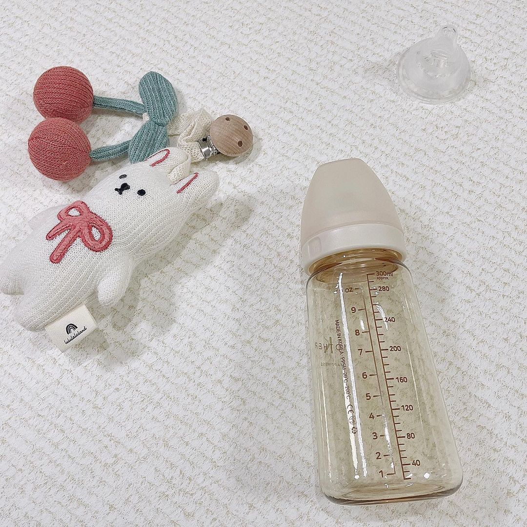 ᴋɪᴍ ʏᴜ ᴊᴜ on Instagram: “#협찬 #제품제공 젖병교체시기가 와서 젖병을 사야하나 생각했는데 마침 제공된 마더케이 젖병🍼 다른 마더케이 제품은 많이 사용하고 있지만 마더케이 젖병