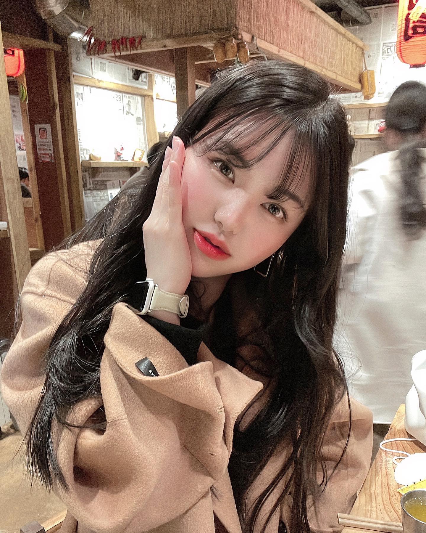 육회비빔밥 잘 긁어먹었잖아…..