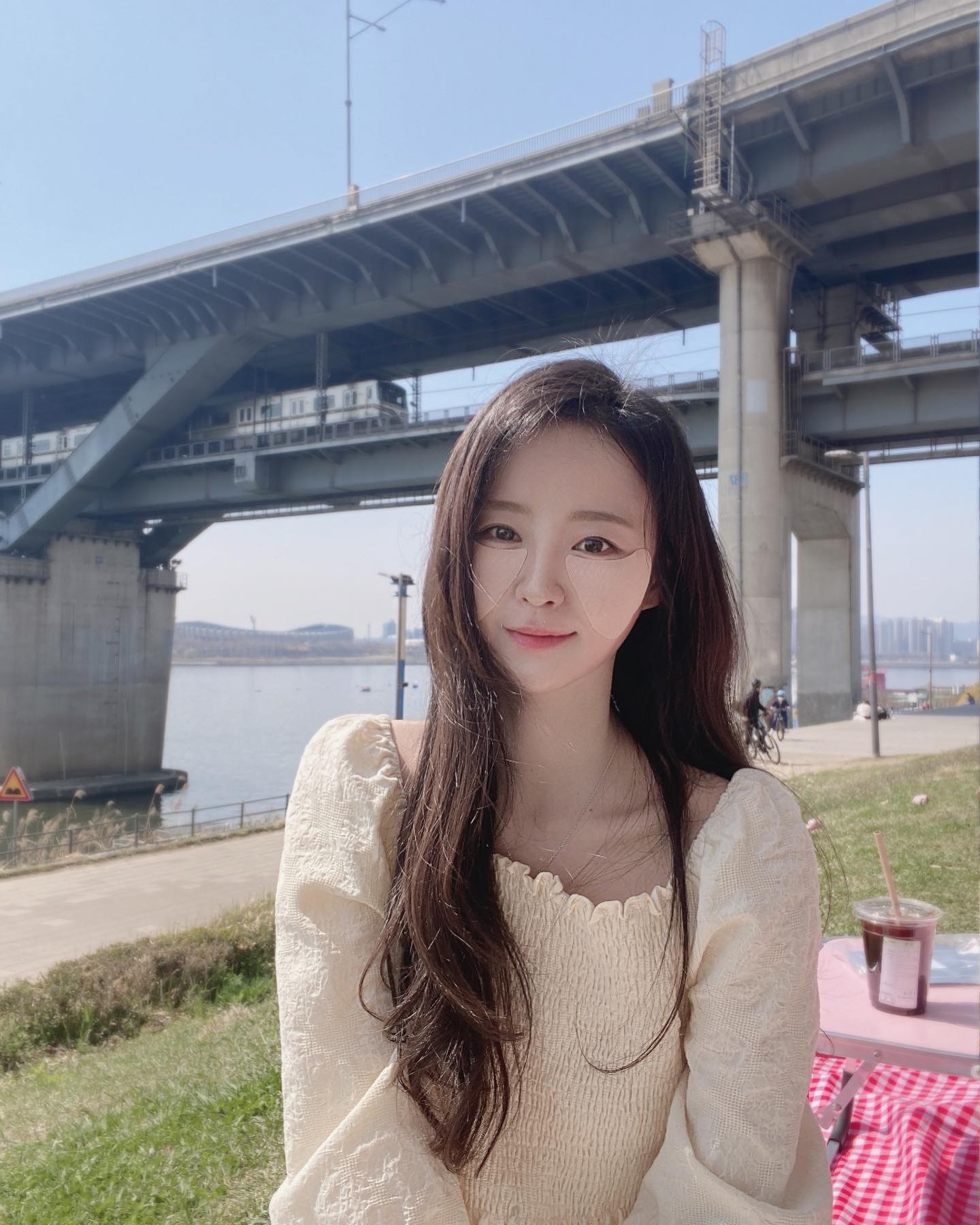나들이🌸💙
.
#쎄씨쎌라 #쿨링패치