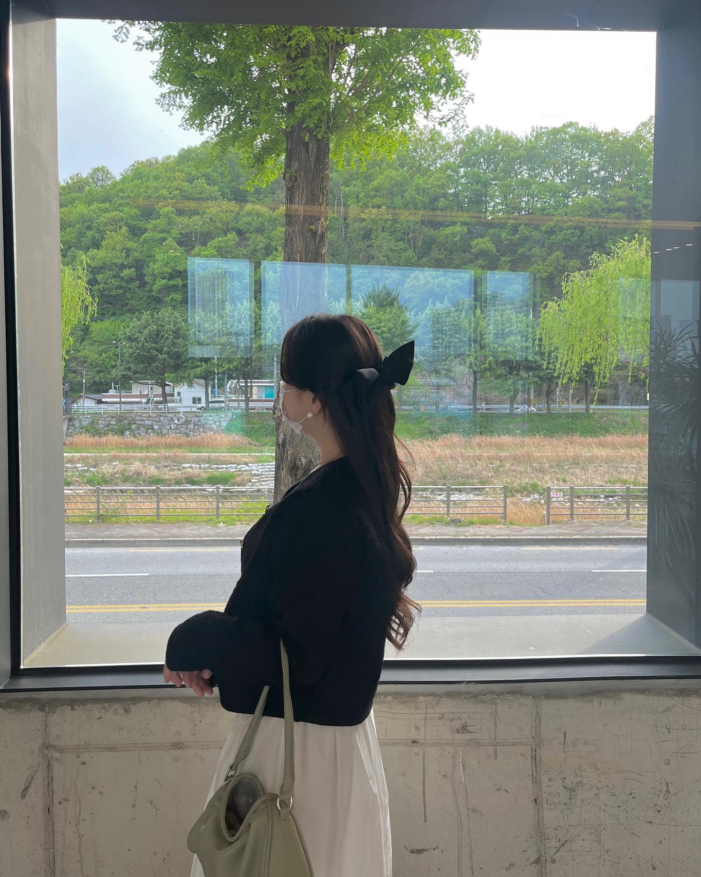 under the tree ✿ฺ。