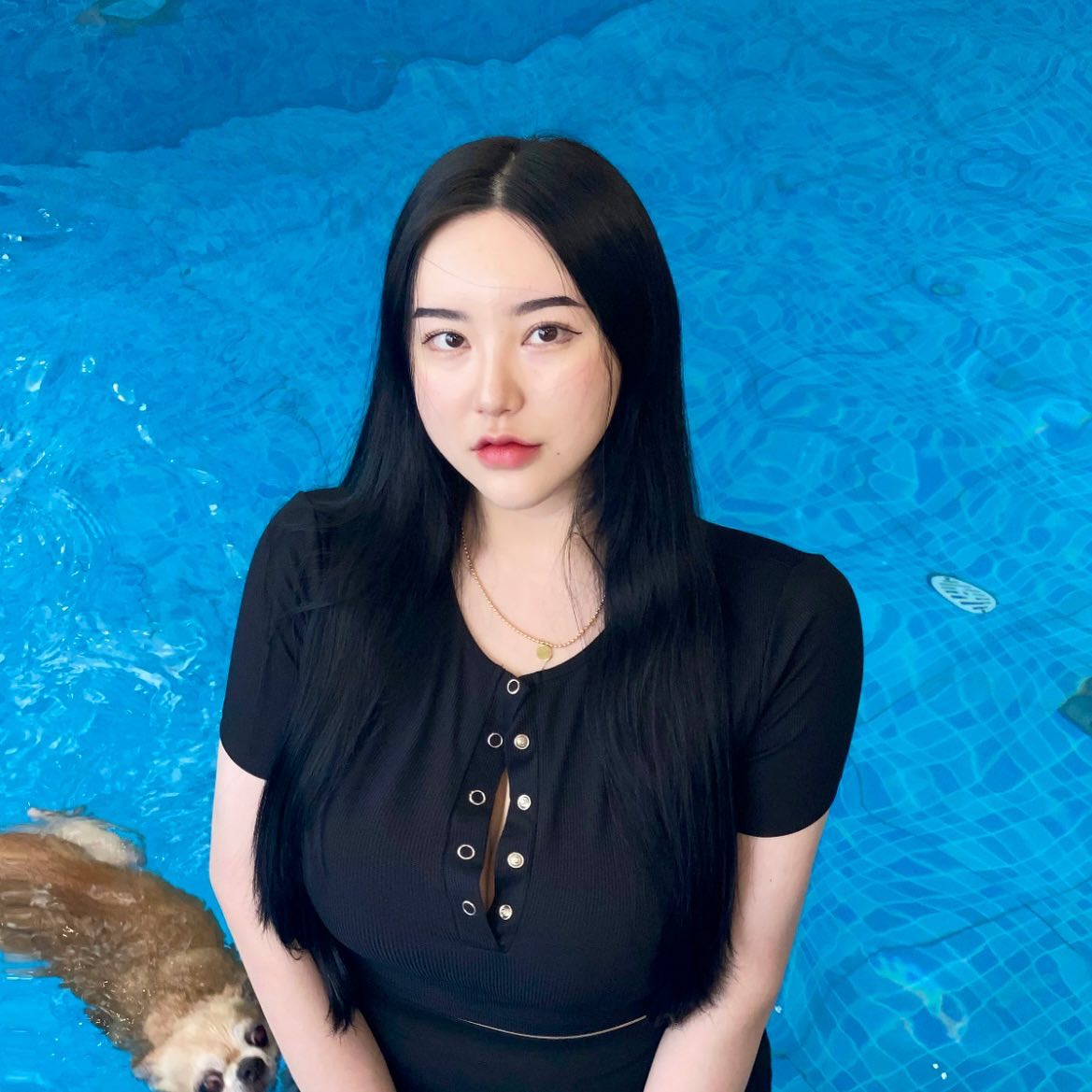 멈머들이랑 수영경기 한판