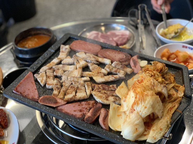 다산동고기집 경아식당 묵은지 삼겹살 생방송투데이부대찌개 맛집