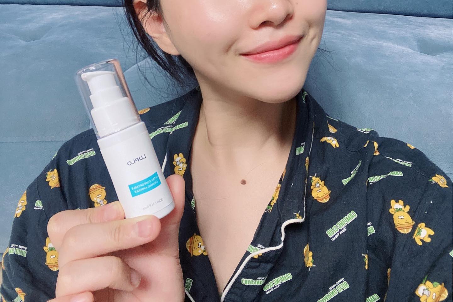 #협찬
진정 , 기미, 잡티, 수분 4종 관리가 한 번에 가능한 루플로 울트라 카밍 앰플 !
임산부가 되면서 여기저기 올라오는 트러블 감당하기 힘든 찰나에
화해 어플 기준 유해성분 없는 앰플 만나서 사라진 광 회복하는 중 : )