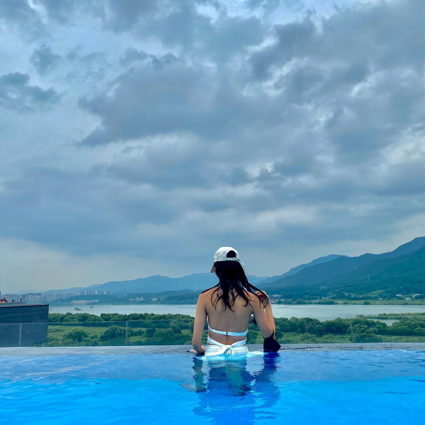 다시 운동을 시작해야겠어
요즘 너무 나태해졌어🥹