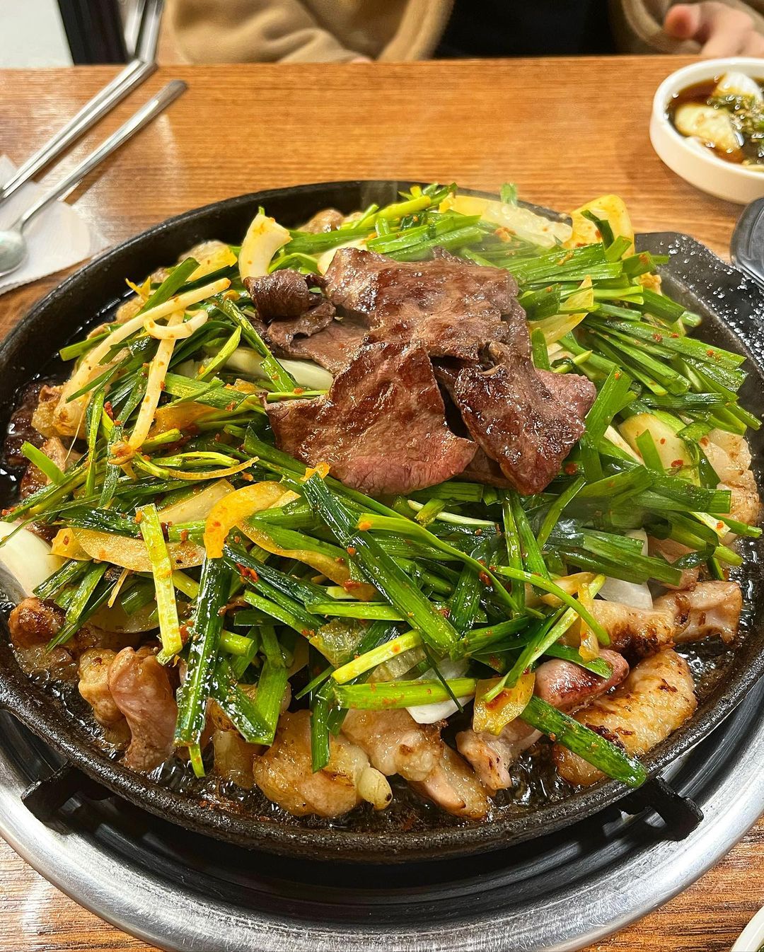 179 Likes, 50 Comments - 오늘의 먹킷리스트 (@oneul_foodmap) on Instagram: “곱창킬러들 모여모여 #별미곱창 여러분 🐷-하! 요즘 먹스타시작하고 더더욱 맛있는곳만 찾아다니게되는 것 같은데요 ㅎㅎ (실은 시작하기 전부터 맛있는거 많이 ...