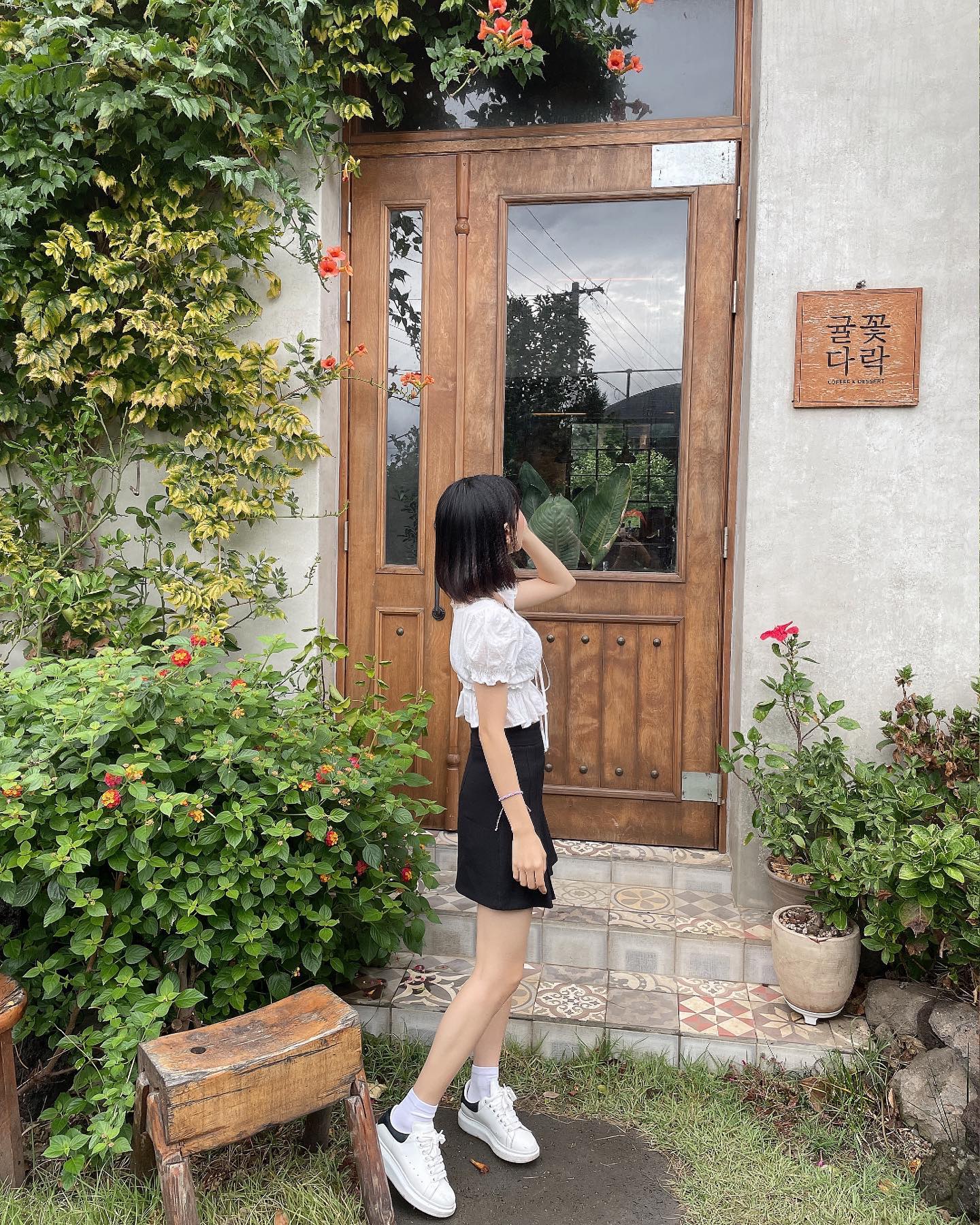돌고 돌아 다시 귤
-
#제주 #귤국 #서귀포카페 #귤꽃다락 #귤밭 #귤차 #귤양갱 #제주핫플 #서귀포핫플