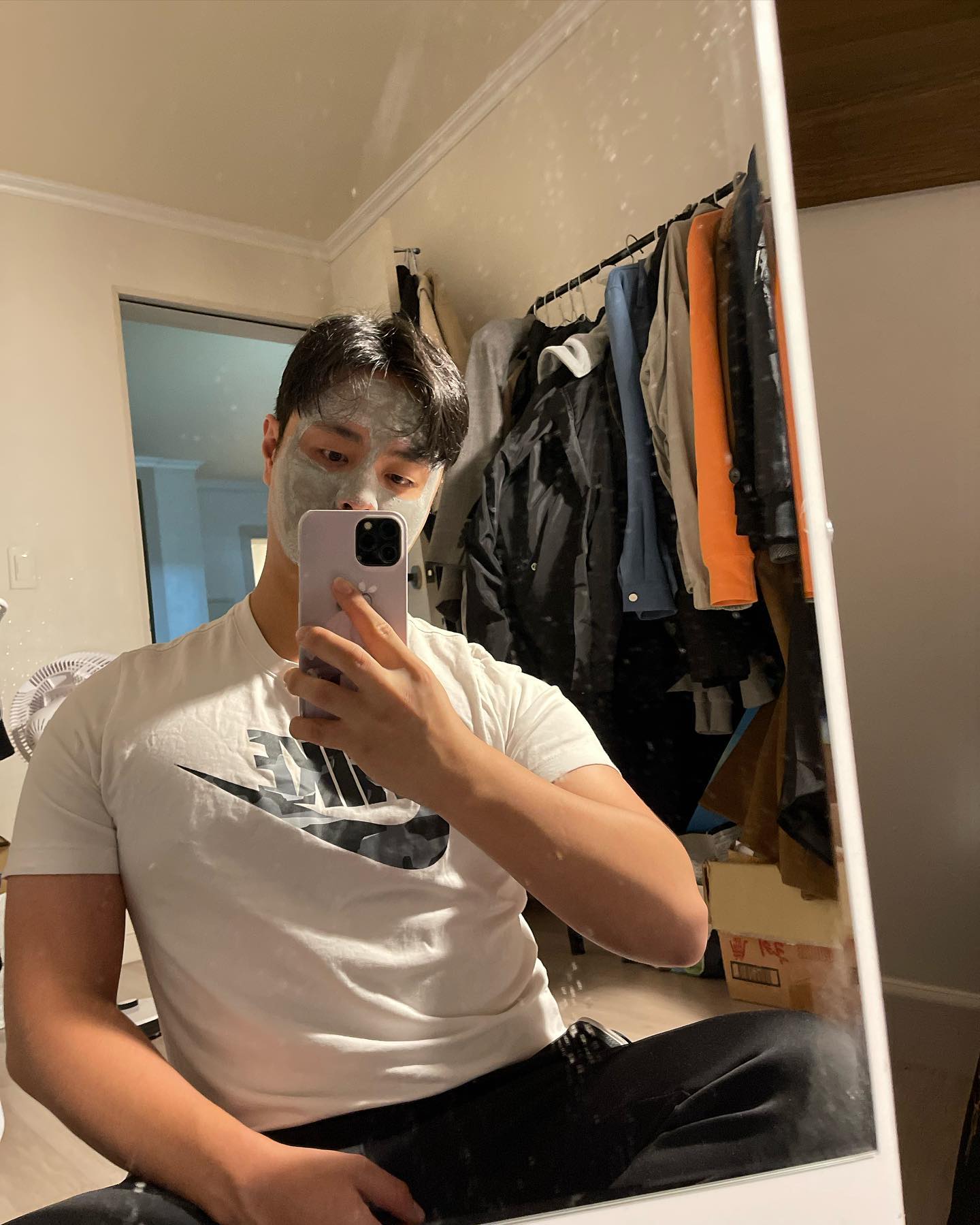 #협찬 diomerkorea_official 
.
현재 환절기라 피부가 많이 건조하고
각질도 슬슬 올라오는데 사용하고 나서 
수분 공급이 빠르고 오래 유지되는 게 킬링 포인트다ㅠㅠ 
그리고 페퍼민트 때문인지 피부가 금방 진정되고 노폐물이 
확실히 제거되는느낌을 주니 한결 피부가 편안해지는 기분☺

✅ 피부가 푸석하고 건조하신분들!

✅ 피부 진정이 필요하신분들

✅ 성난피부로 고민이신분들

✅ 블랙, 화이트헤드 등으로 고통받는분들