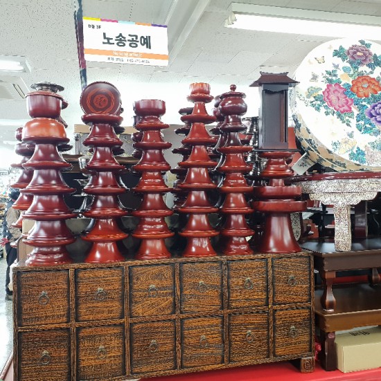 제기 그릇은 남대문 시장 남원제기 노송공예에서 준비해요!