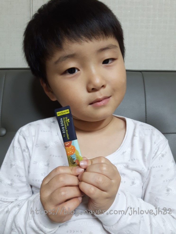 유기농유산균인 자연담은유산균! 어린이유산균으로 추천해요~^^