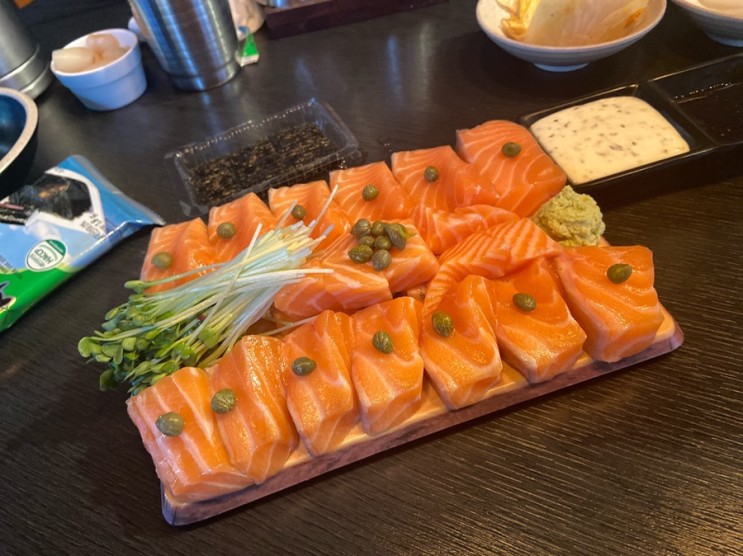 [수유역 맛집] 광안리, 연어회 최고 ❤️