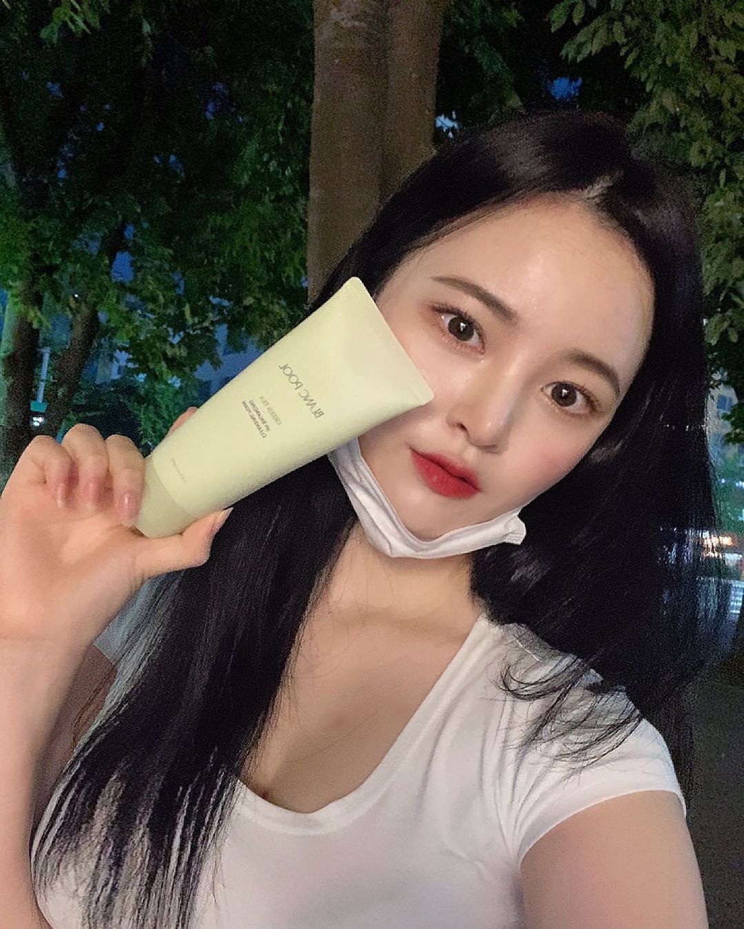  “@blancpool_official  블랑풀에서 약산성 폼클렌징이 새로 나왔어요 ✨ - 피부 속까지 깨끗해지는 폼클렌징을 찾고 있는…”