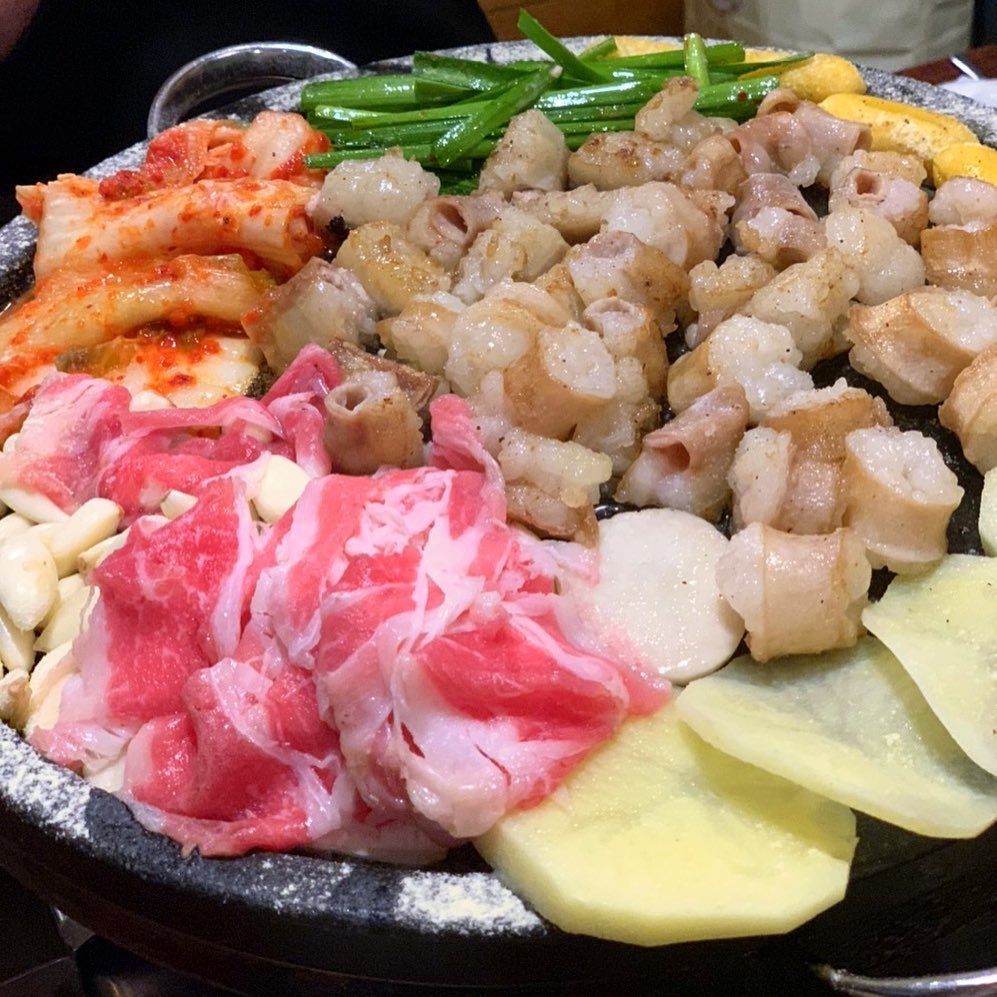 특별한 날엔 역시 곱창이지!!
.
.

#일상#데일리#먹스타그램#삼산동맛집#곱창맛집#곱간#기념일데이트