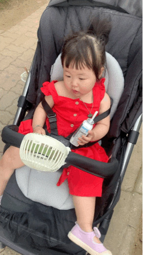 더워지는 여름 유모차선풍기 디스큐브에서 구매했어요 ~!