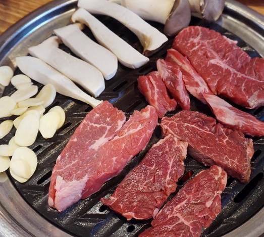#협찬

강남에서 꼭 가봐야할 무한리필집
무한리필이라고 생각하고 방문하면 안되는 퀄리티..
친절함은 기본!
매장도 깔끔하고 청결이 눈에 띄는데
프리미엄 냉장 소고기가 살살 녹는다..
참숯직화구이로 그 퀄리티를 더 높이고 
고기리필도 선택가능해서 ~ 언제든 부담없이 즐길 수 있다

#협찬#무한리필몽블리강남역11번출구점#몽블리#강남역맛집
#강남역고기맛집#강남역소고기#강남역무한리필#강남역고기집
#강남역소고기맛집#강남역무한리필맛집#강남역데이트#강남역데이트코스
#강남역데이트맛집#강남맛집#당남고기맛집#강남소고기#강남무한리필#강남고기집
#강남소고기맛집#강남무한리필맛집#강남데이트#강남데이트코스#강남데이트맛집#강남역몽블리#강남몽블리#역삼동몽블리