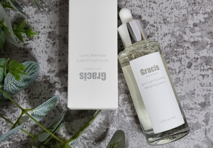기미 잡티 제거에 효과적인 Gracis 그라시스 스팟 라이트 황금세럼